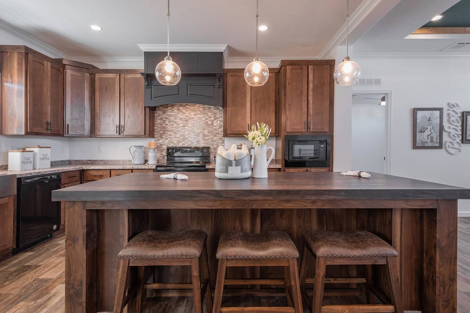 Innovation 3276n kitchen home features