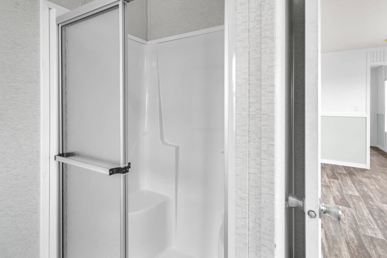 Valu maxx premier 16763a bathroom home features
