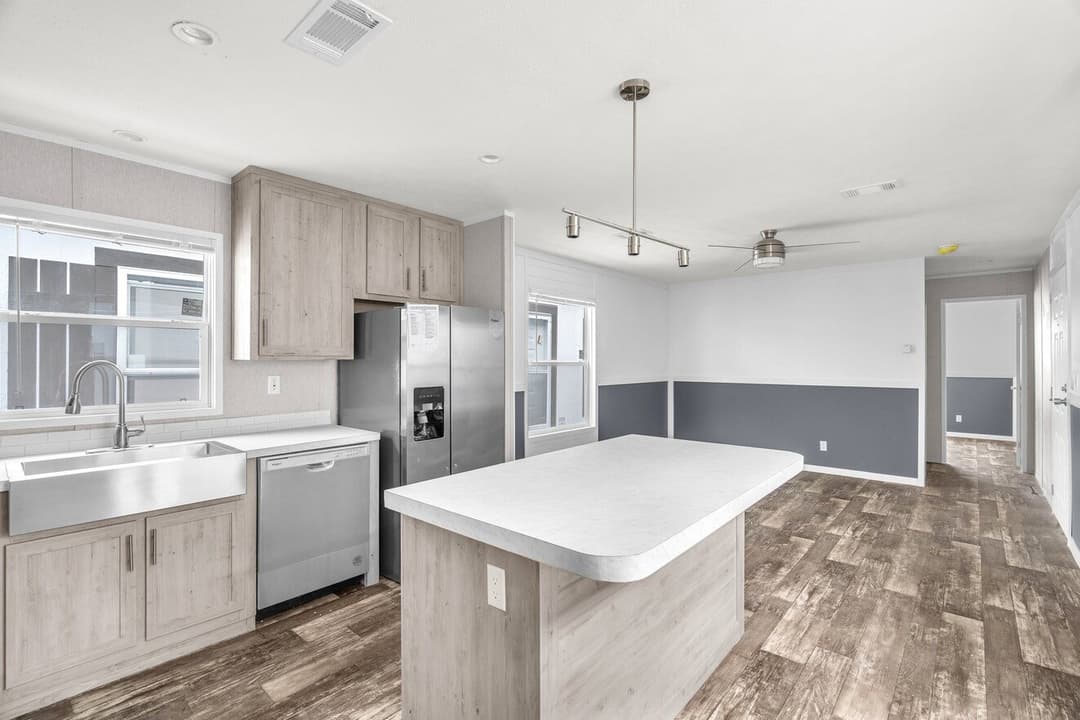 Verde ranch 14602n kitchen home features