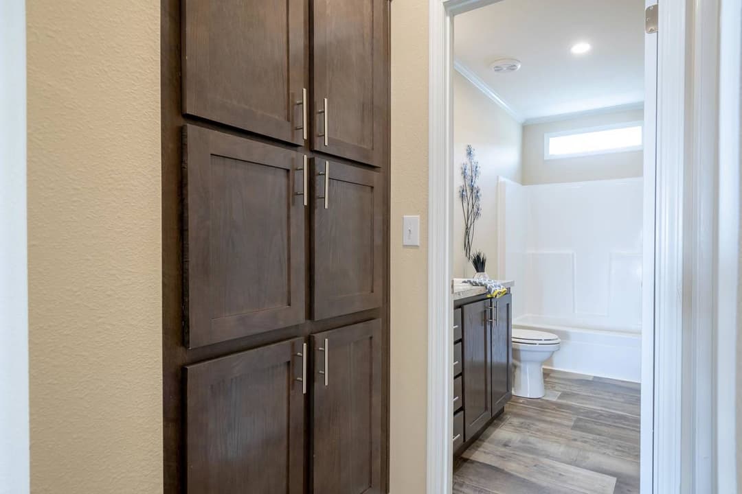 Innovation 3256n interior home features