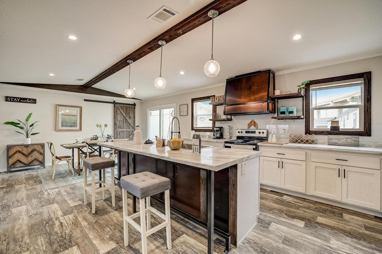 The desire kitchen home features