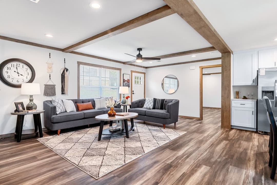 Farm 3 flex interior home features