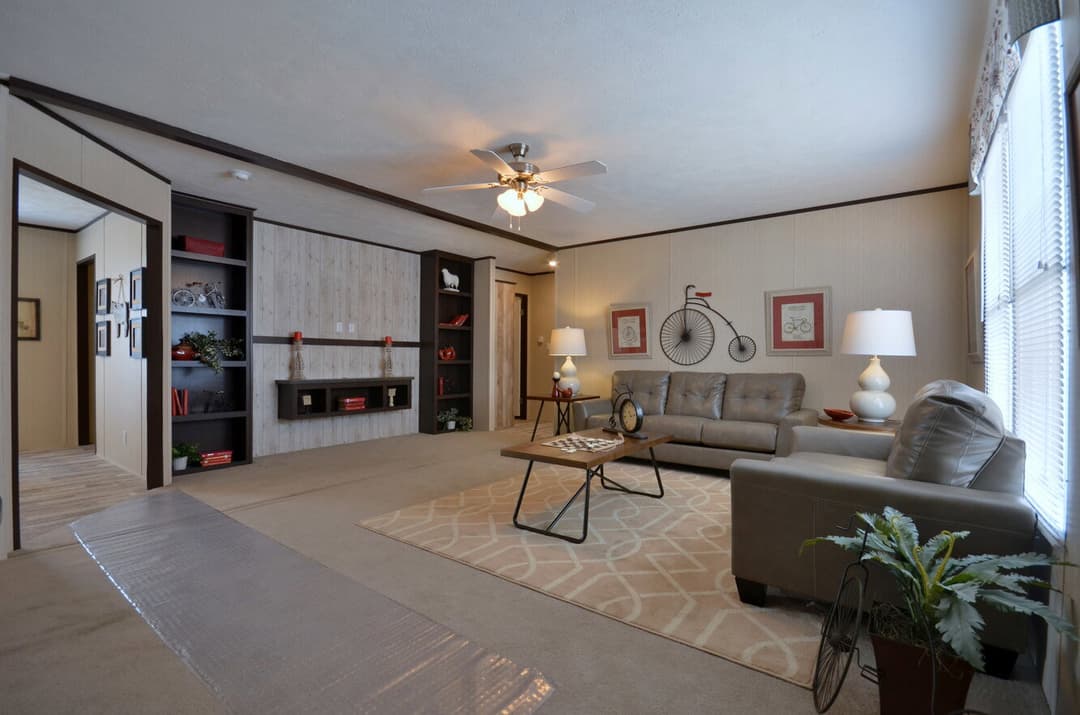 Alamo lite 28563t interior home features
