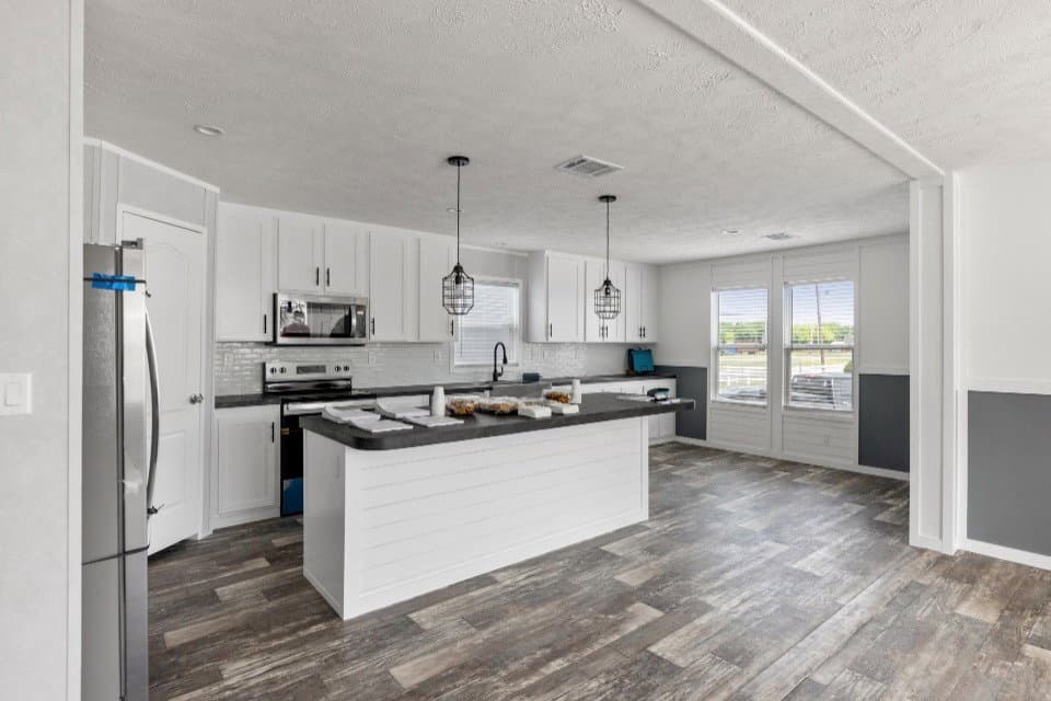 Verde ranch 28523n kitchen home features
