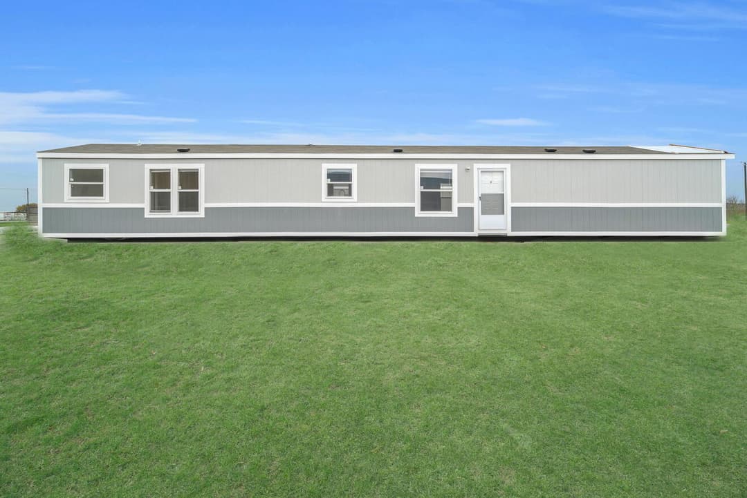 Alamo lite 16763s exterior, elevation, and hero home features