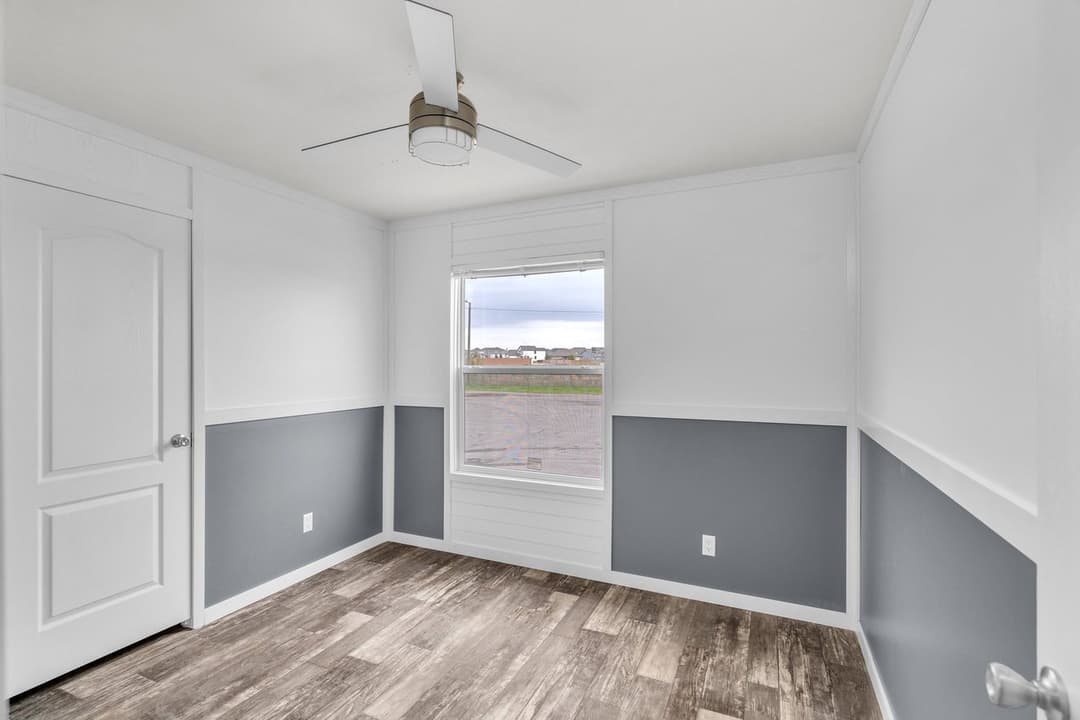 Verde ranch 14602n bedroom home features